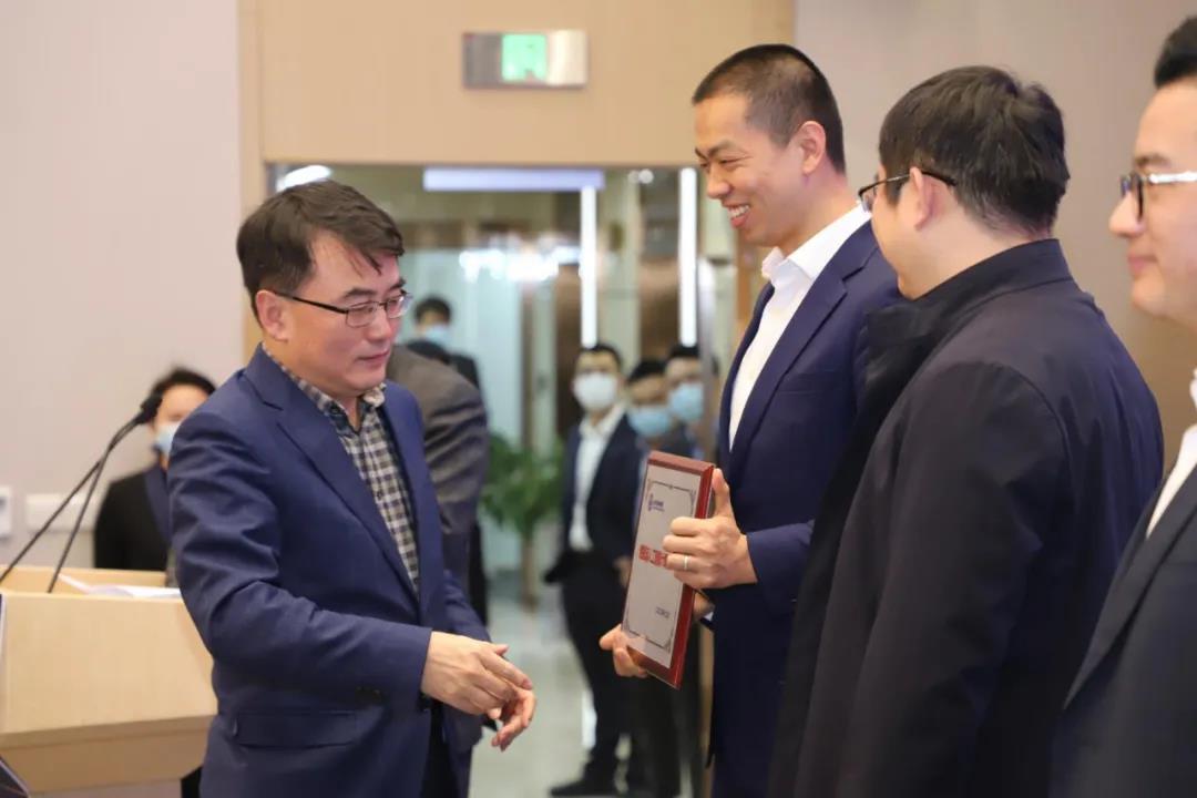 鯤云科技全力打造“數據流人工智能計算創新中心”